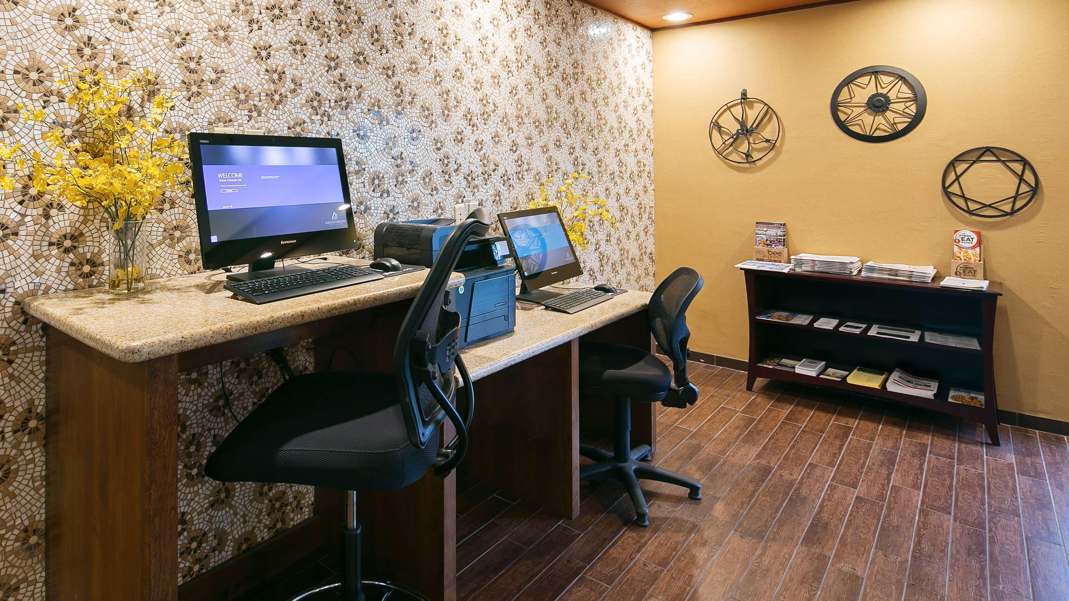Best Western Plus Rama Inn Редмонд Екстер'єр фото